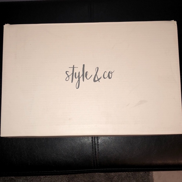 NEW LISTING! NIB Style & Co Mulan Sandals - Picture 4 of 9
